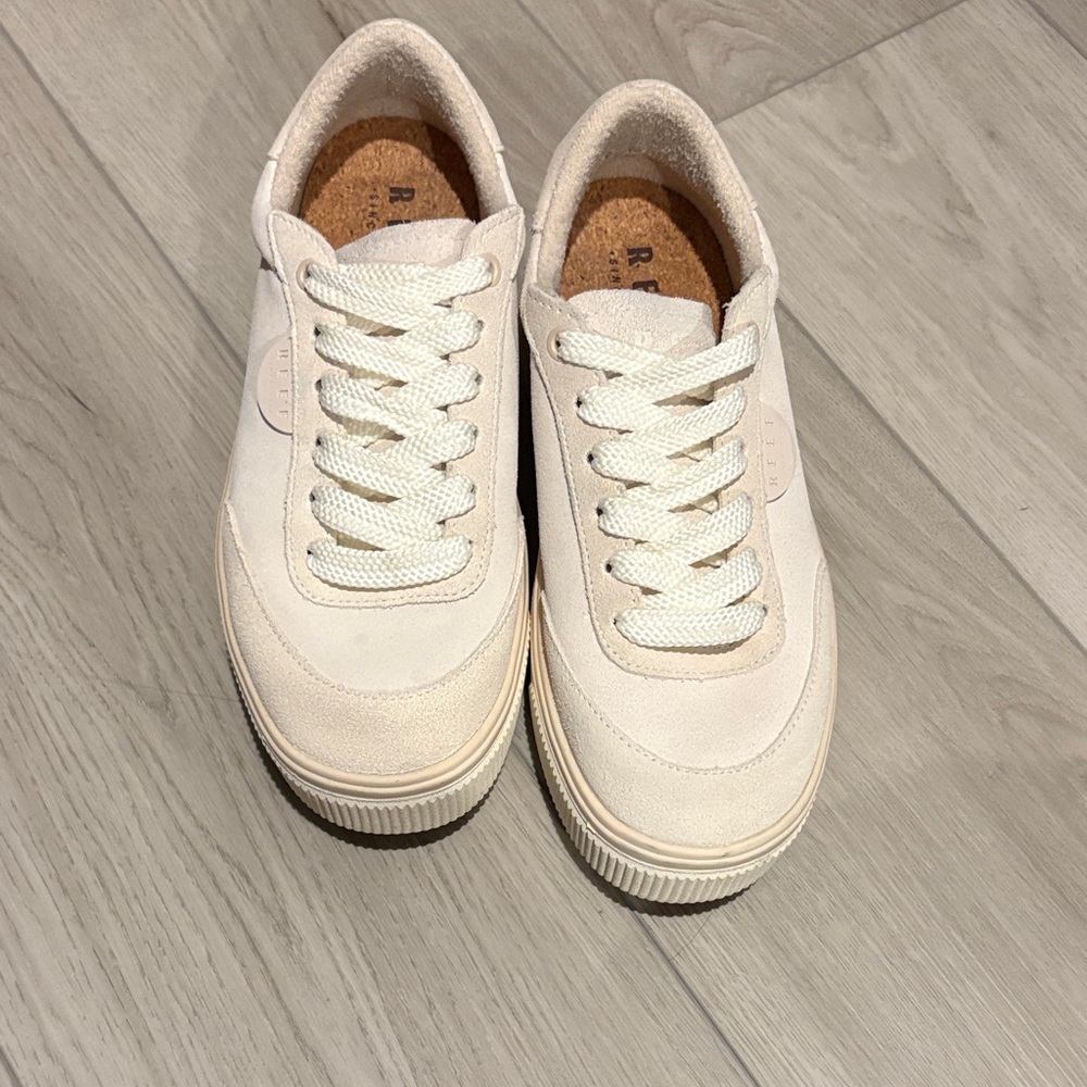 Reef Women's Cream White Low-Top Sneakers